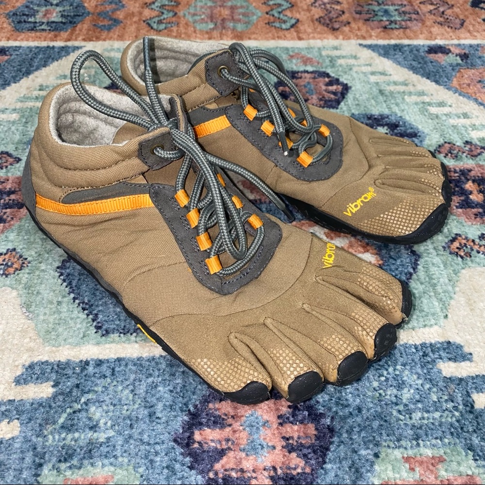 Vibram 5 finger shoes brown 41 trek ascent hiking